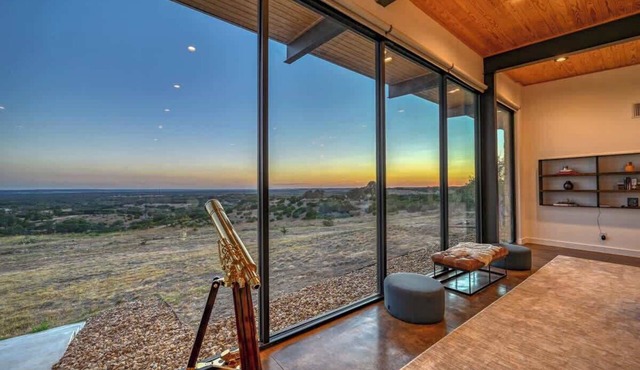 A Thousand Stars: Pool+hot Tub, Views