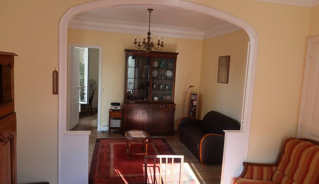 A three-room flat, quiet area, next to Vincennes wood and castle 55m²