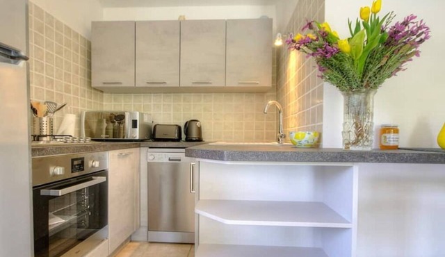 A Tiria - a haven of peace in the heart of the maquis