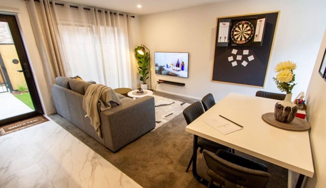 A Touch of Luxury in CHCH CBD with Free Carpark