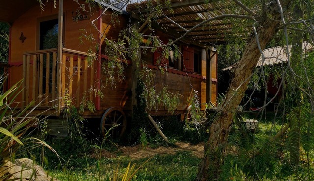 A trailer in the heart of a ranch, nature and you. The beach and mountains 10 minutes away