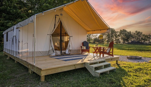 A Tranquil Outdoor Escape with Roaring River