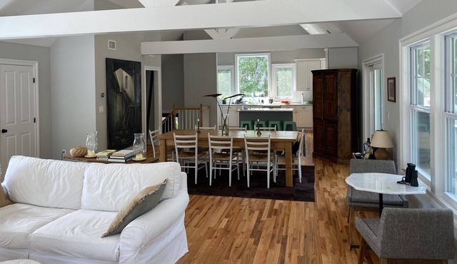 A "tree house", steps from a beautiful crescent beach great for windsurfing