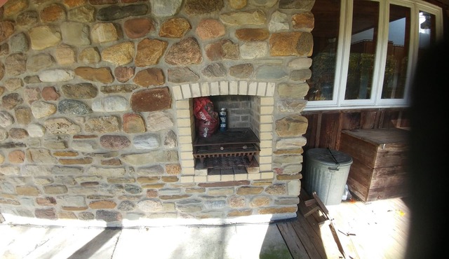 A True Cabin in the Woods minutes from Ellicottville HoliMont and Holiday Valley