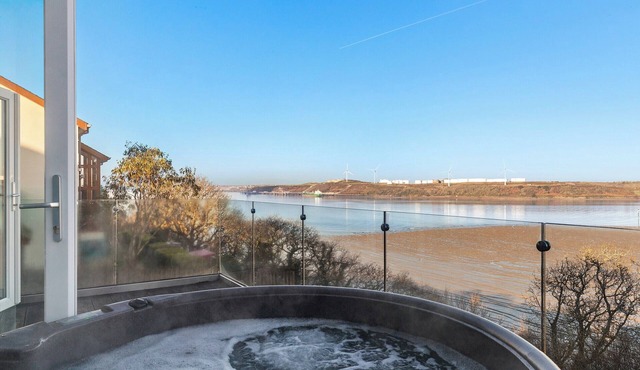 A true gem in a wonderful location with views that can be enjoyed from all principal rooms.