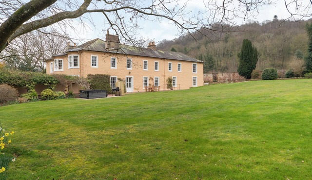 A truly luxury break in a stunning wing within the beautiful Manor House.