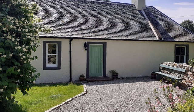 A truly outstanding Highland cottage in a delightful location.