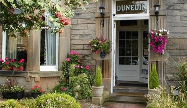 A two bedroom apartment - Victorian Villa at 8 Priestfield Road