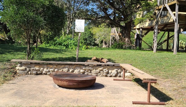 A unique and family friendly cabin on the Frio river. Close to area attractions.
