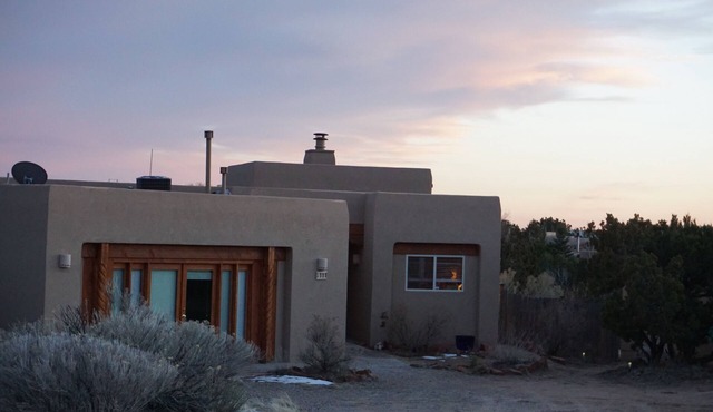 A Unique Artisan/Yogi Home in Eldorado, Santa Fe