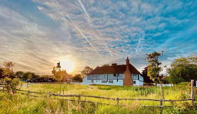 A Unique Tudor Manor House dating from 1547