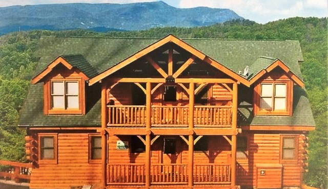 A+ Views & Location! Parkway, Dollywood/Hot Tub Games Pet Friendly Resort Pool