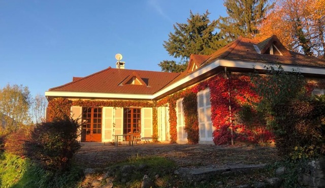 A vintage house in the heart of the mountain!