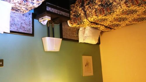 A Voyageur's Guest House