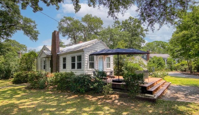 A Walk in the Pines - Bright & Cute 3br 2ba Home