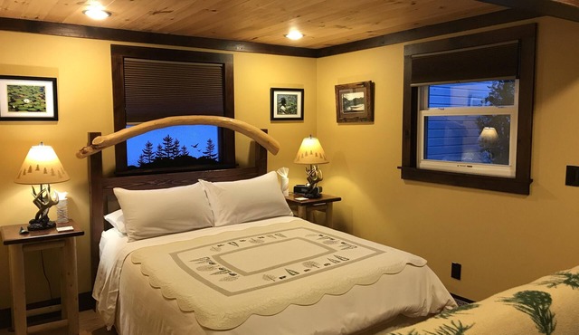 A walkable private suite in the heart of the village of Clinton, NY. 13323