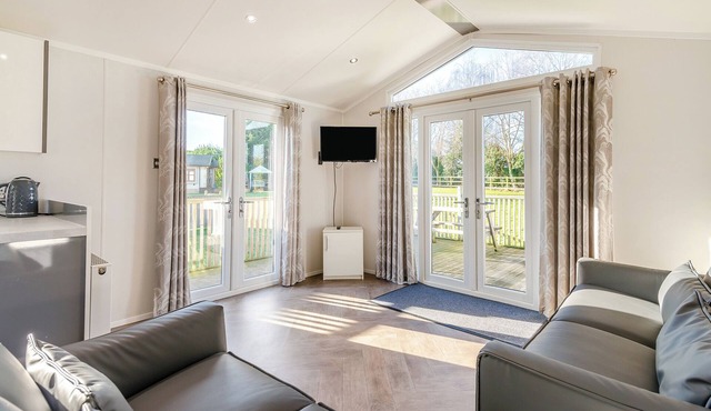 A well presented holiday home with one double and one twin.