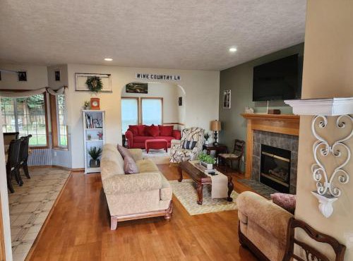 A Wine Country Home in Yamhill County