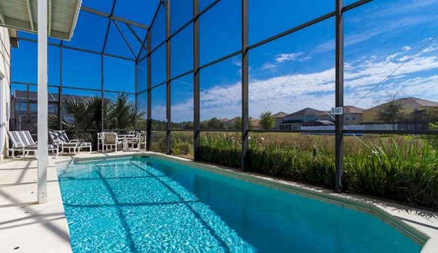 A wonderful 4 bedroom villa with it own pool in Glenbrook Resort