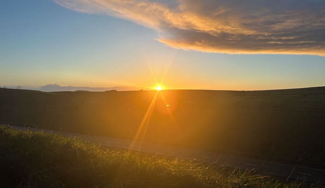 A wonderful retreat offering uninterrupted views over The Coombe valley