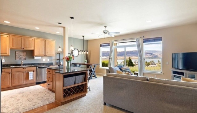 A03-Livin' Life on the Golf Course Sunserra