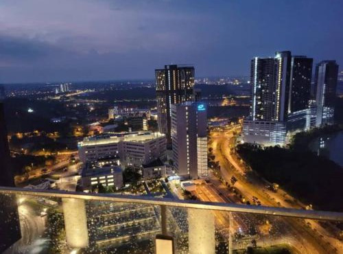 A1804 Grand Medini Studio 100mbps Netflix By STAY