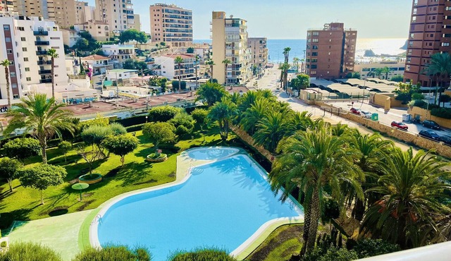 A2 - Beautiful urbanization in front of the beach