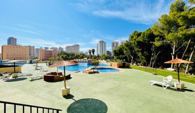 A935 - Nice apartment with air conditioning, pool and garage