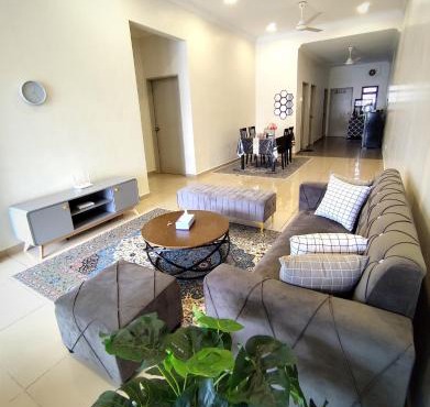 AA Homestay Bandar Mahkota Banting