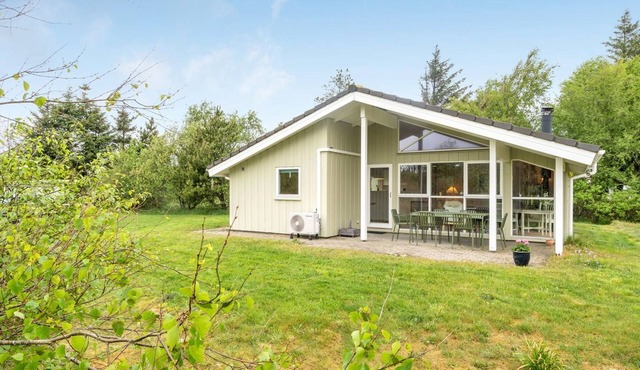 "Aameek" - 3km from the sea by Interhome