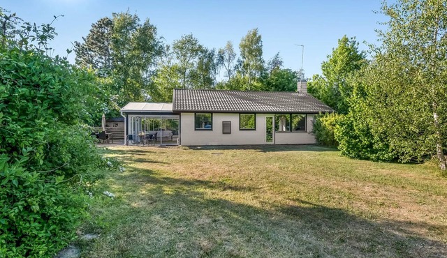 "Aamunde" - 600m from the sea by Interhome