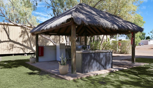 Aaok Moondarra Accommodation Village