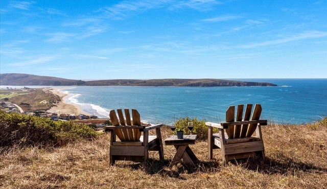 AbaloneAlcove~Coastal Home w/Pacific Views-HtTb/Pup-MLK & Pres Week Avail