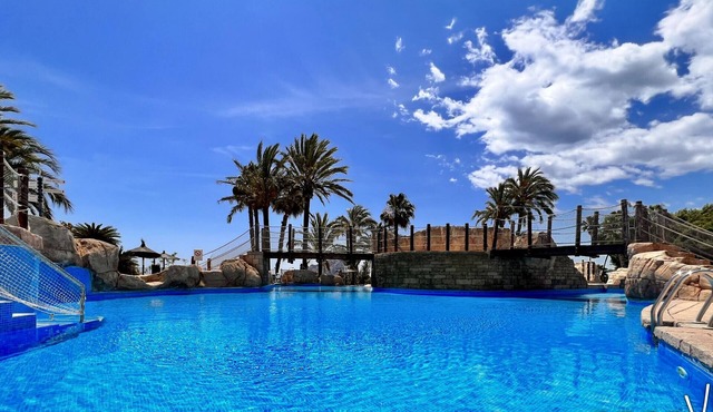 ABANTOS &ndash; Apartament with views of the Pe&ntilde;&oacute;n de Ifach and swimming pool in Calpe