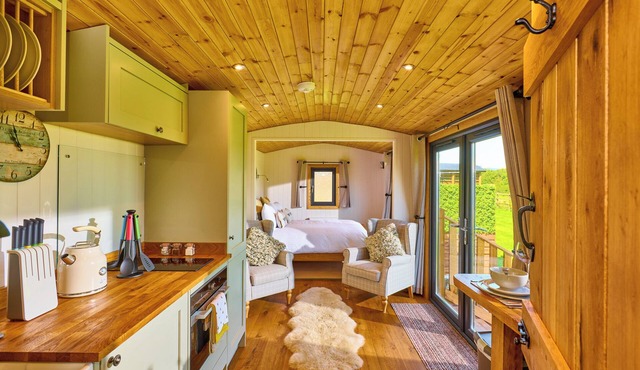 Abberley Shepherds Hut - Ockeridge Rural Retreats