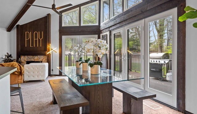 Abbey Springs Game Home with Golf Cart