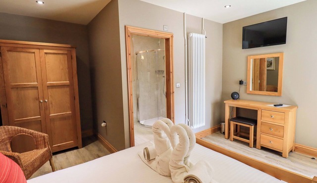 Abbots Reading Mews 1