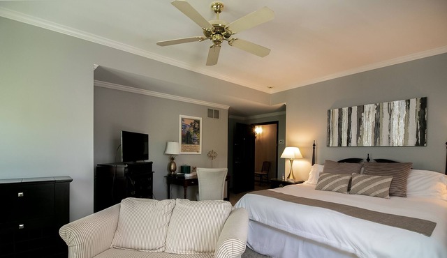 Abbotsford Suite at Aberdeen