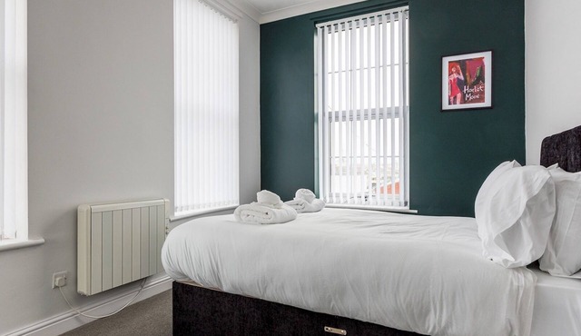 Abdiel 5 · Bright & Modern Marina Apt | Newly Refurbished - Pass the Keys