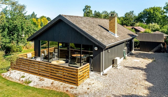 "Abel" - 250m from the sea by Interhome