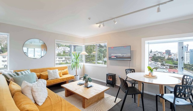 Abel St 2BR - Central, Washer, Dryer, City Views