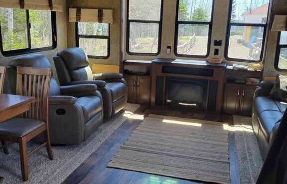 Aberdeen Hillview Retreat