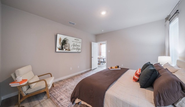Abilene Heritage - Contemporary Elegance Downtown