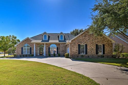 Abilene Home w/Backyard & Grill: Walk to ACU