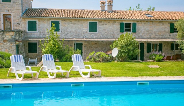 Abortolami with Pool and Garden