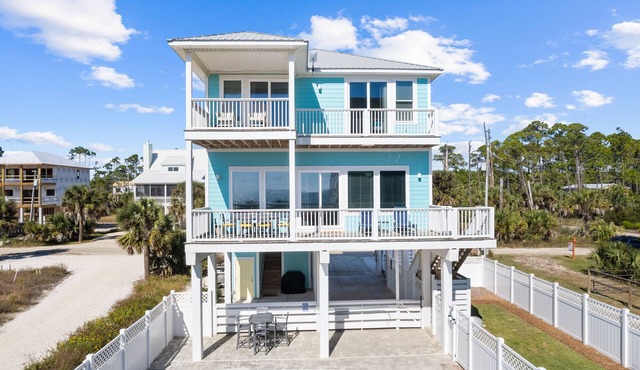 About Time: Beach Views, Private Pool, Pet-Friendly, Dog Run and Sleeps 14