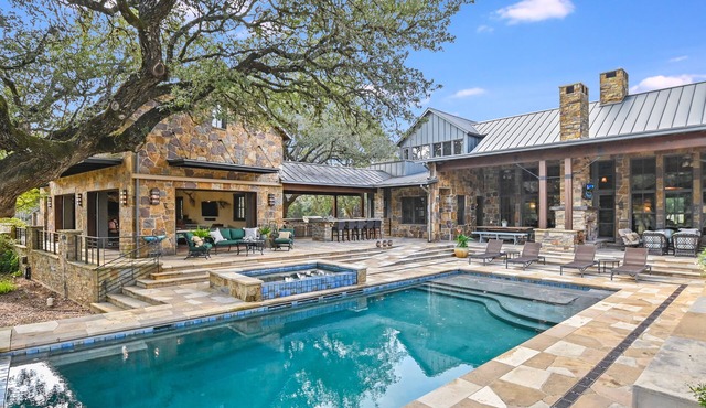 Above Austin Freestone Ranch I Pool & Spa I Working Ranch I Pets