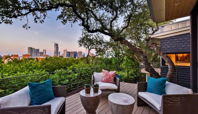 Above Capitol View I Skyline Views I Pool/Spa I Events I Weddings