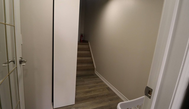 Above Ground 2-bedroom townhome with Private backyard/bbq in Thornhill