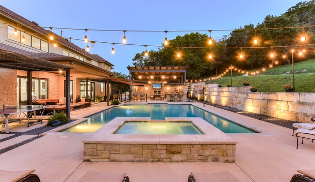 Above Hillside Oasis I Pool & Spa I Outdoor Entertaining I Luxury Services